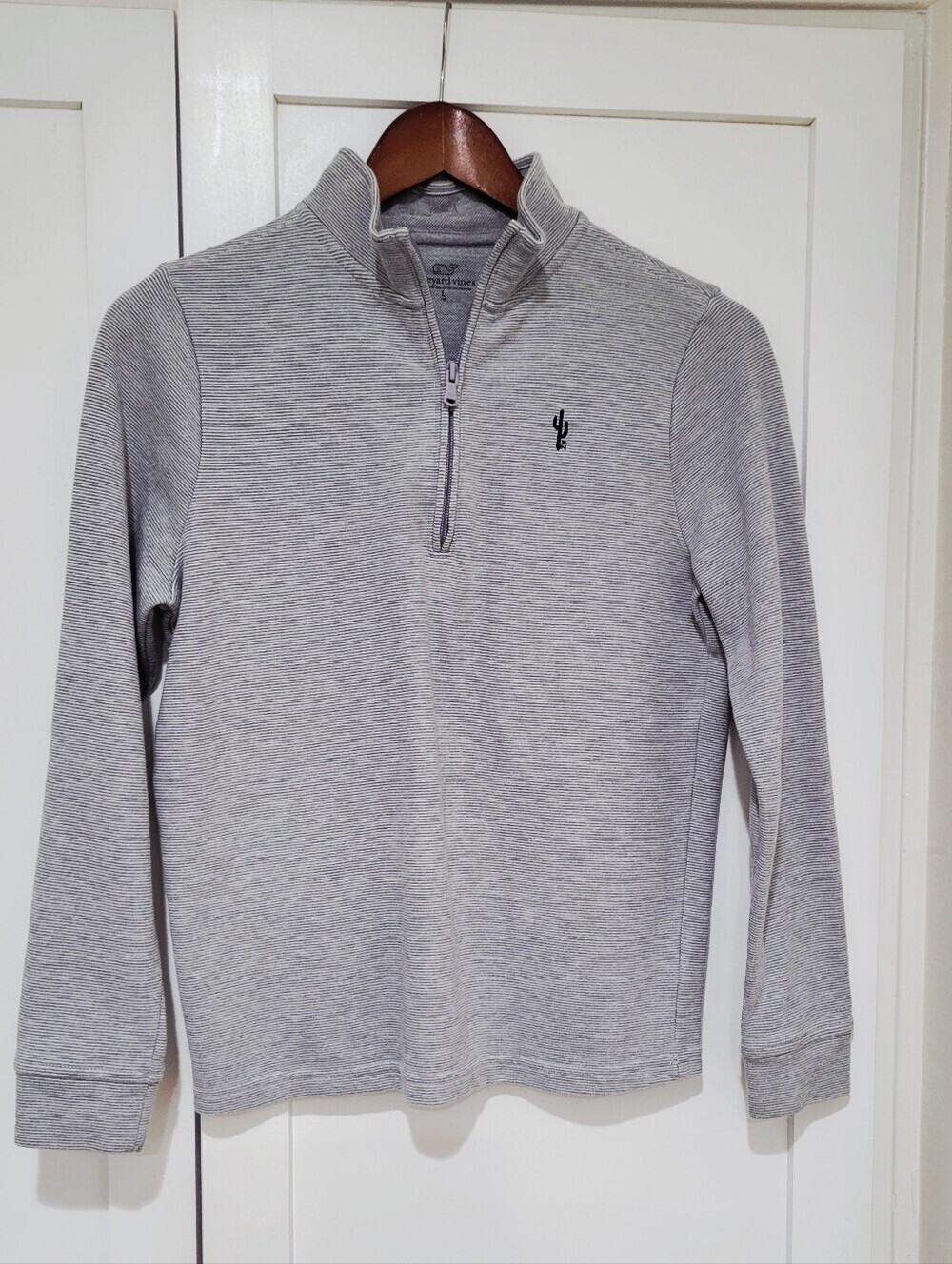 Vineyard Vines Boy's Heather Gray Quarter-Zip Pullover | Size Large